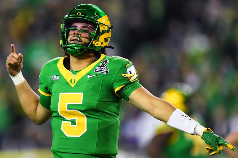 Oregon Ducks Quarterback Dante Moore Ruled Out For Remainder Of Season
