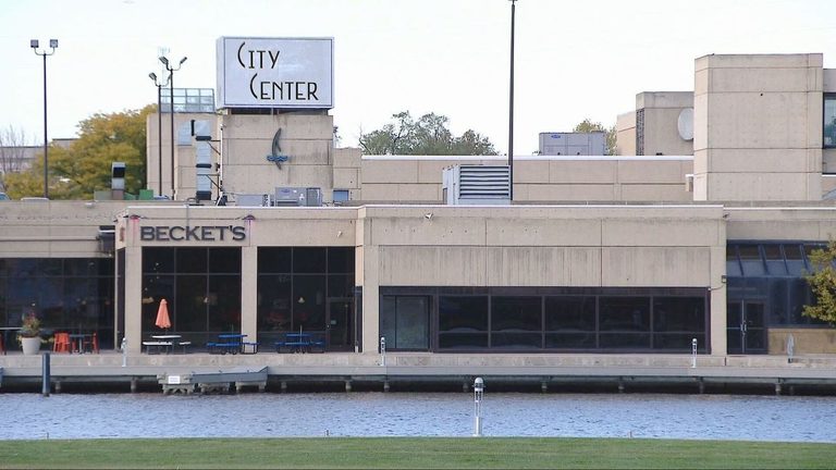 Oshkosh Council Schedules Closed Session To Review City Center Purchase