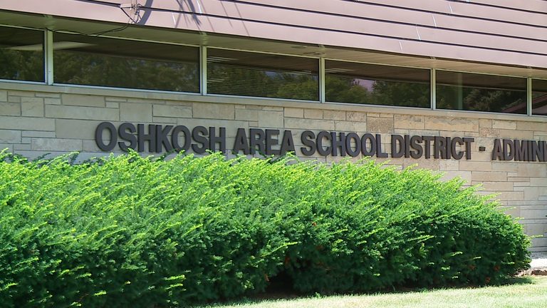 Oshkosh Middle School Teacher Placed On Unpaid Leave After Ice Detention