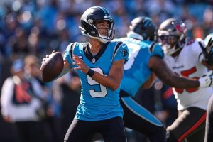 Packers And Panthers Aim To Rebound In Thursday Night Showdown At Lambeau Field