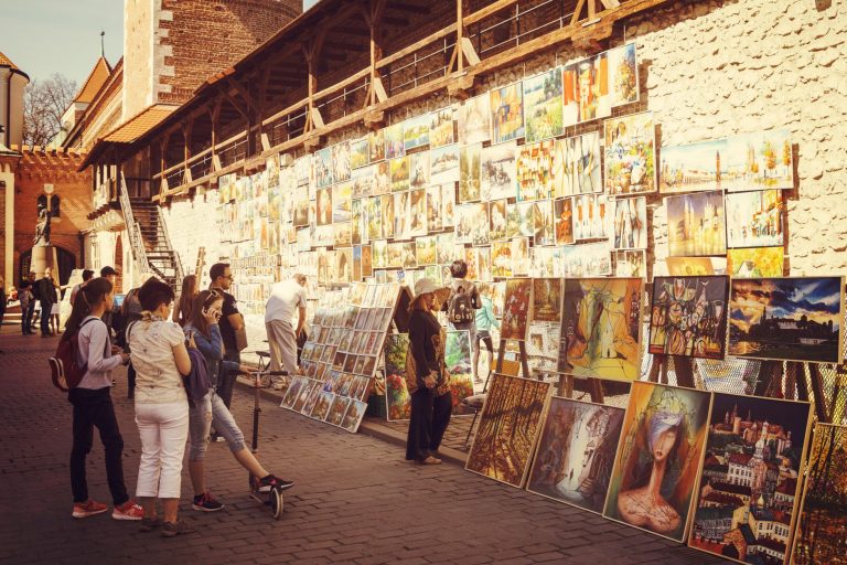Banyan Arts Market — St Petersburg