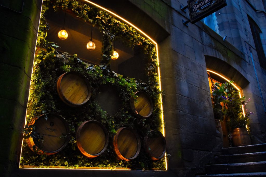 O'Connell's Restaurant & Bar — Alexandria