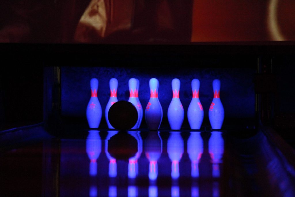 Uniontown Sportsmen's Club Bowling Alley — Uniontown