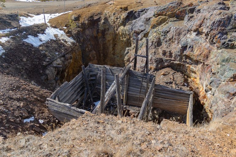The Gold Mine Bar — Red River