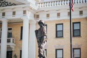 Bismarck Veterans Memorial Public Library — Bismark