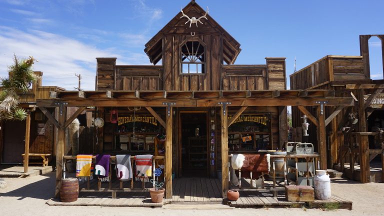 Waples Mercantile — Arlington