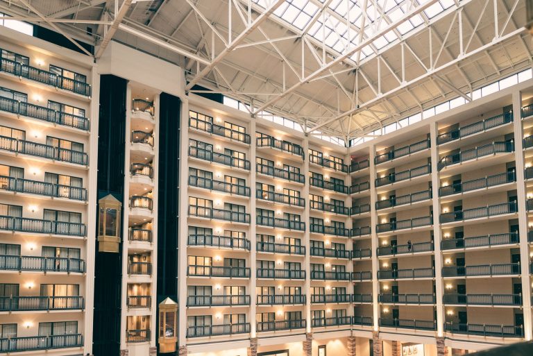 MCM Elegante Hotel & Suites Lewisville — Lewisville