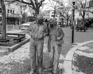 Theatre DeSoto — wait, excluded. Let me choose: DeSoto Sculpture Trail at Heritage Park — Desoto