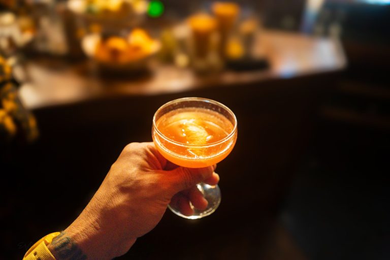 Oxbow Hotel Bar (Bar Oxbow) — Seattle