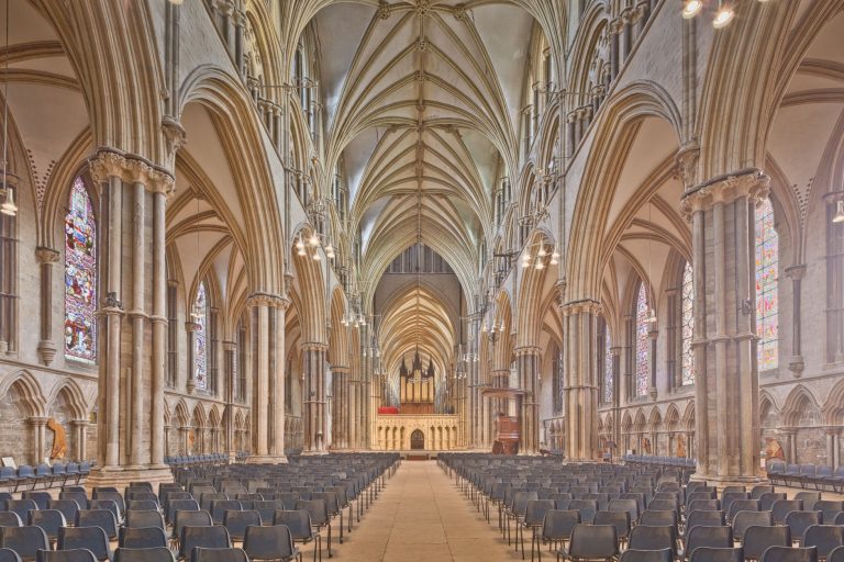 Venue to be featured: Let me select a real Lincoln venue not in exclusions — Lincoln