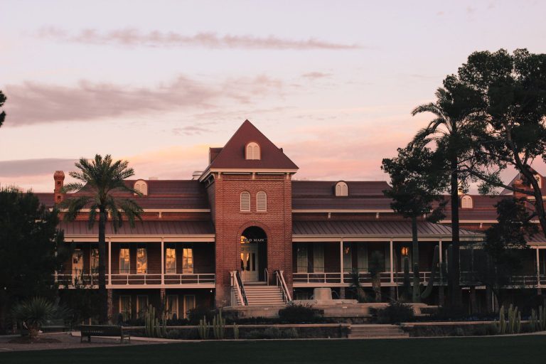 Piazza Messina — Tucson