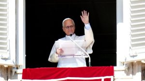 Pope Leo Xiv Schedules Lung Nodule Surgery Calls For Prayer And Peace
