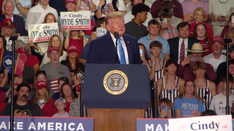 President Trump Rallies In Corinth Backs Sen Hyde Smith Ahead Of Mississippi Ele
