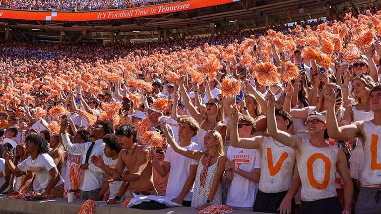 President Trump S Knoxville Visit Sparks 1 3 Million Happy Hour At Neyland Stadi