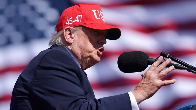 President Trump Vows Harsh Penalties For Government Leakers At Bullhead City Ral