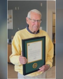 Quad Cities Va Clinic Celebrates Local 100 Year Old World War Ii Veteran