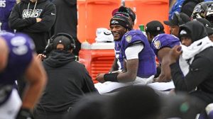 Ravens Hold Lead After Lamar Jackson S Ankle Sprain Titans Fall Short