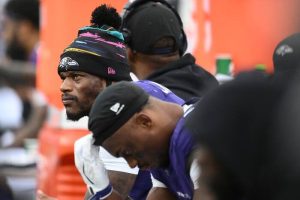 Ravens Quarterback Lamar Jackson Exits First Half With Sprained Ankle