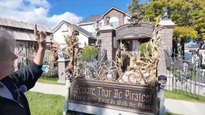 Riverton Halloween Haunt Promotes Safety As E Bike Risks Rise