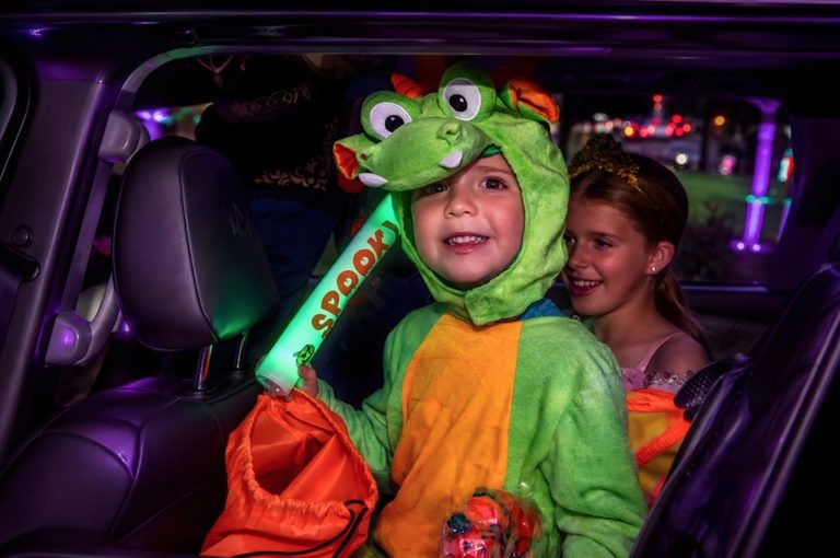 Roaring Springs Waterpark Launches Family Friendly Spooky Light Show For Hallowe
