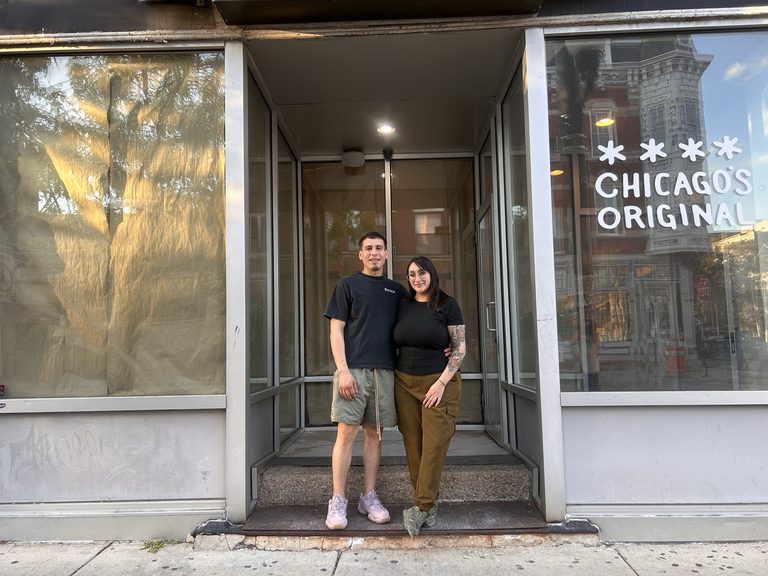 Rosca Bagelshop Opens In Historic Slice Factory On 18Th Street Pilsen