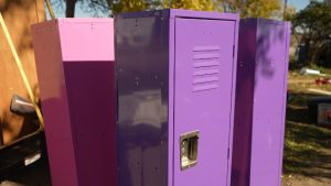 Roundup Parents Pull Children From School Over Delayed Threat Notification