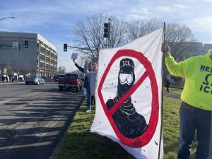 Salem Leaders Condemn Ice Tear Gas Use On Protestors Blocking Federal Vehicles