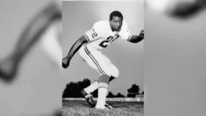 San Antonio City Council Renames Splashtown Drive For Hall Of Fame Nfl Star Will