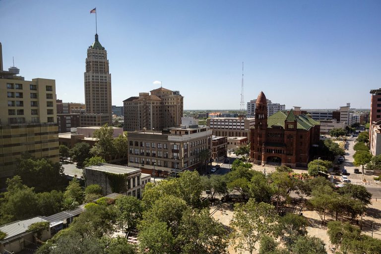 San Antonio Poverty Rate Stalls 44 Of Bexar Households Fall Below Alice Threshol