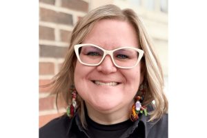 School Board Candidate Stephanie Anderson Calls For Full Service Community Schoo