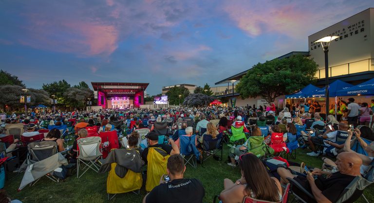 Shakespeare Live Presents Free Outdoor Macbeth And Inaugural Renfest In Arlingto