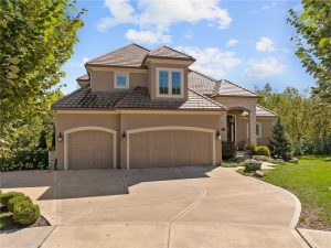 Six Bedroom Leawood Home Listed At 2 25 Million