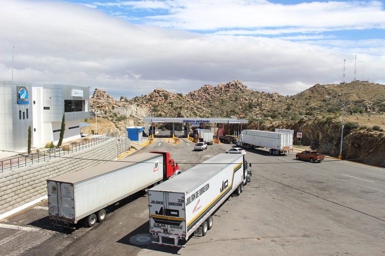 Small Trucking Operators Keep Freight Moving Across America