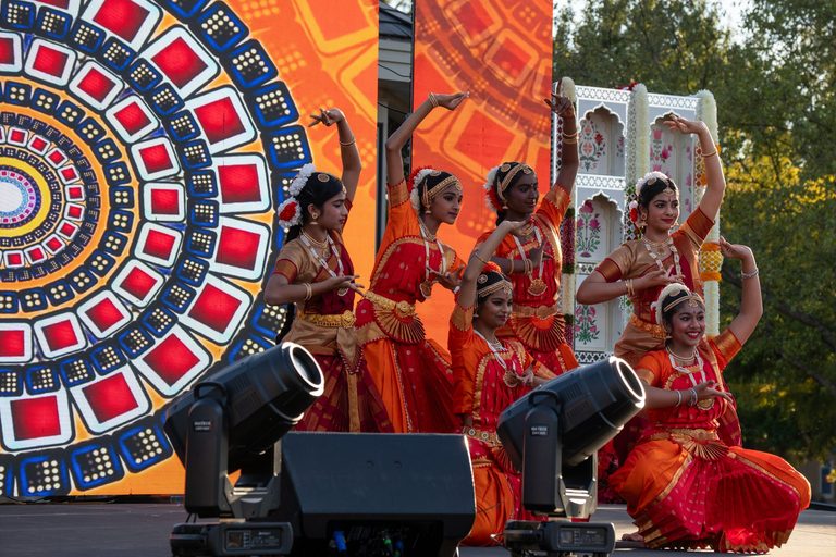 Southlake Foundation Hosts Diwalifest Celebrating Light And Community