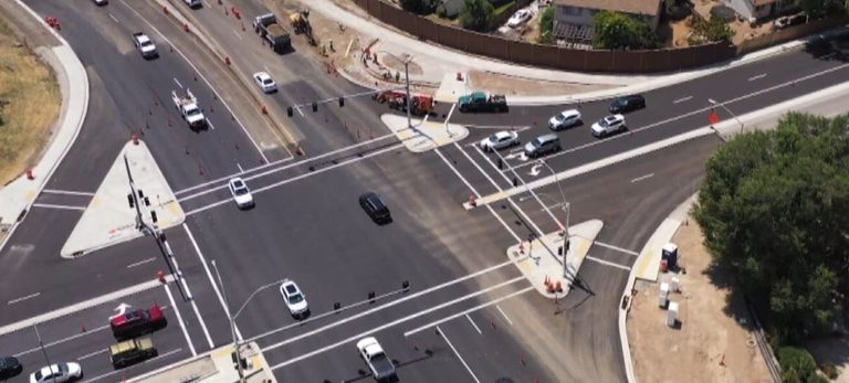Sparks To Clear Weeds On Baring Boulevard Expect Lane Closures Wednesday And Thu