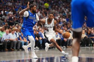 Spurs Defeat Short Handed Mavericks 122 106 In Dallas Home Opener