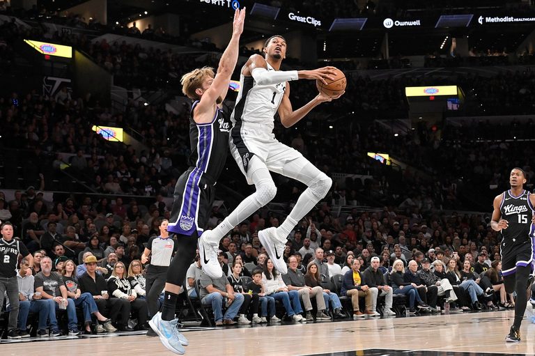 Spurs Earn First Home Win Of Season Behind Wembanyama S 29 Points