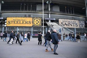 Steelers Activate Safety Deshon Elliott For Paris Showdown As Saints Lose Starti