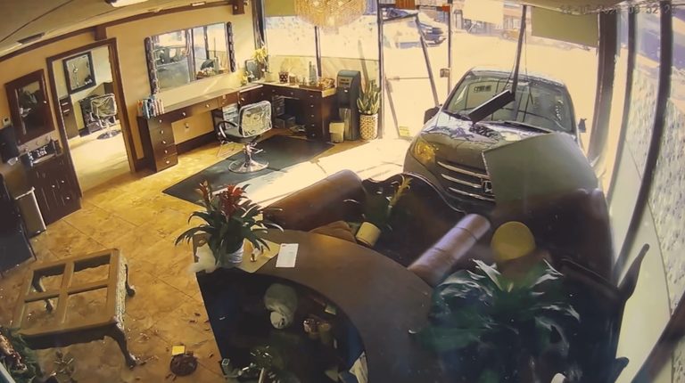 Suv Crashes Through Windows Of Peabody Nail Salon No Injuries Reported