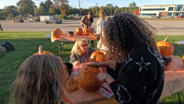 Tavern 265 Hosts Free Pumpkin Carving Fundraiser For Westerly Warm Shelter
