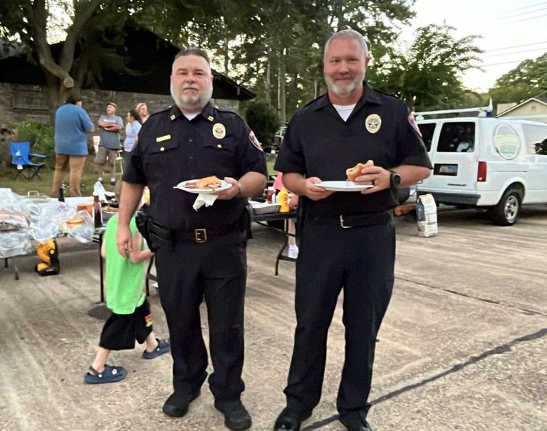 Texarkana Neighborhoods Gather For National Night Out Strengthening Community Ti