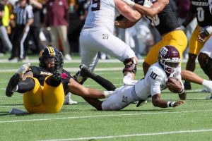 Texas A M Aggies Fall To No 14 Missouri 27 12 In Columbia
