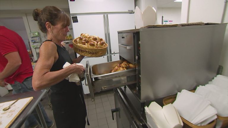 The Salt Box Brings Fresh Pretzels Ice Cream And Seasonal Flavors To Doylestown