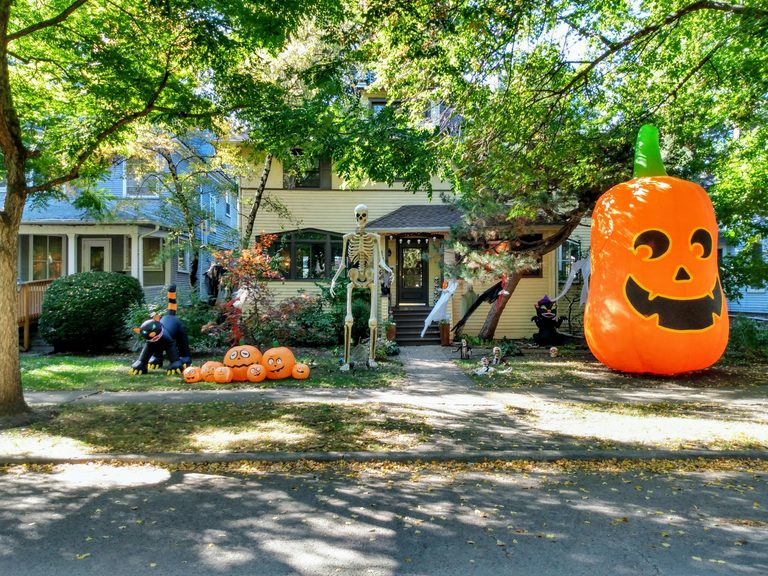 Top Lubbock Neighborhoods For A Safe And Fun Halloween Night