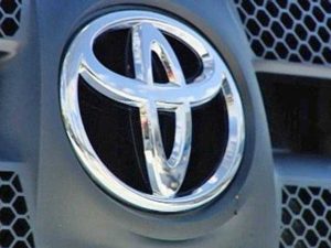 Toyota Recalls Over 105 000 Land Cruiser Hybrid Suvs Due To Fuel Tube Fire Risk