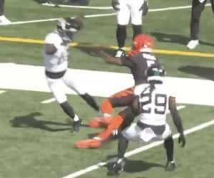 Travis Hunter S Highlight Reel Juke Helps Jacksonville Jaguars Stay Competitive