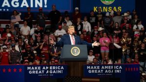 Trump Defends Sen Roger Marshall At Kansas Rally Calls Criticism Of Shylock Rema