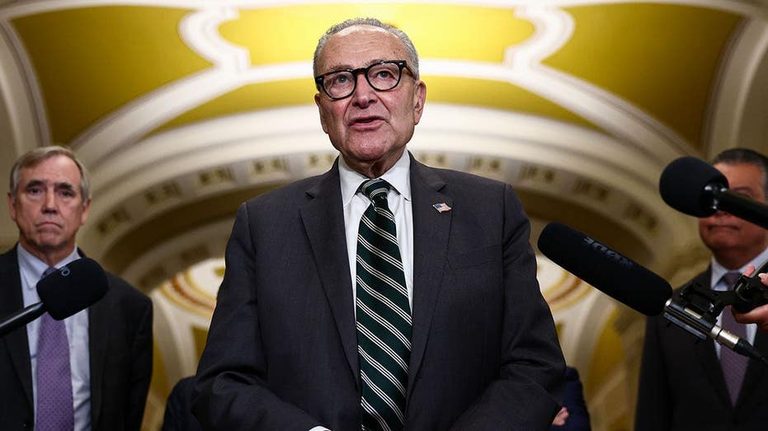 Trump Predicts Republican Surprise In 2026 Midterms As Democrats Eye Blue Wave