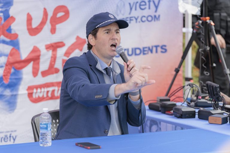 Turning Point Usa Hosts Alex Stein At Uo Protests Erupt But Free Speech Upheld