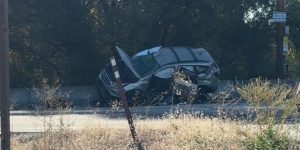 Two Injured In Southbound Crash Near Spokane Roundabout Traffic Halted On Us 395